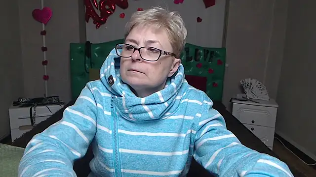 EmiliaGree's cam snapshot