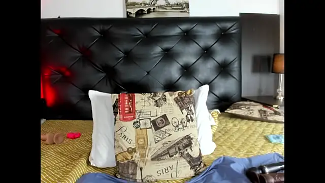 Kymy_marquez's cam snapshot