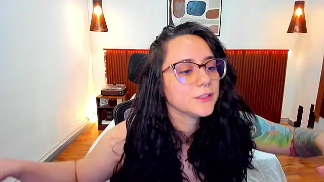 KatherineBond's cam snapshot