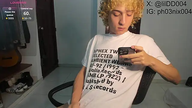 Danni18 live sex cam