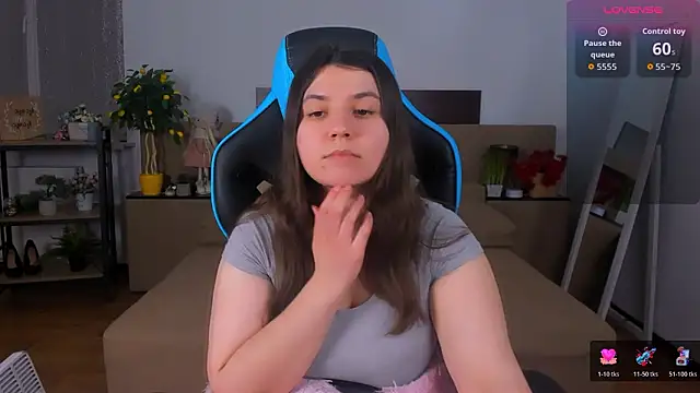 Viola__Shy's cam snapshot