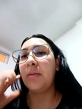 You-kitty2025 live sex cam