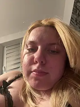 Nallinee live sex cam