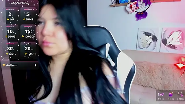 AilynRed live sex cam