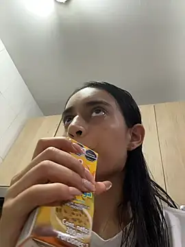 DaliaNix's cam snapshot