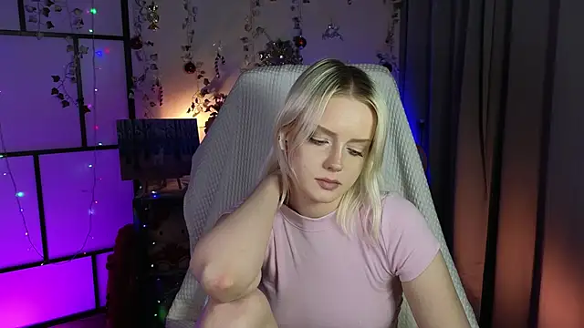 ImBonBon's cam snapshot