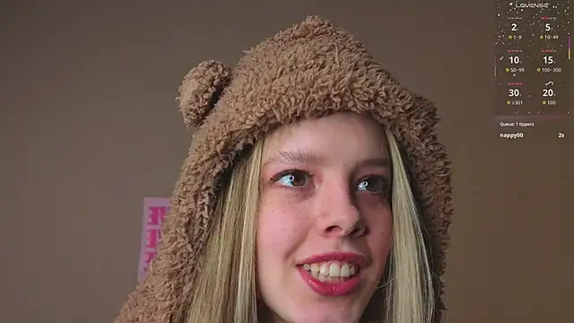 TiffinyMergist's cam snapshot