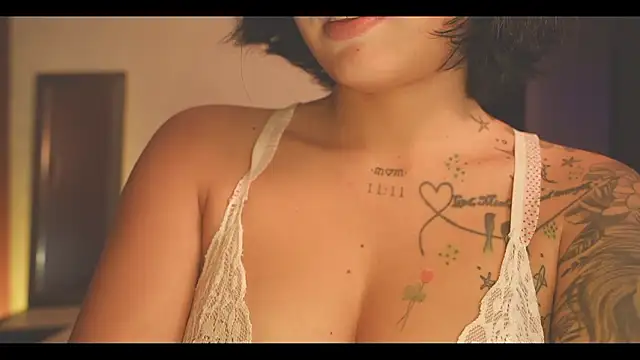 LorenRosse's cam snapshot