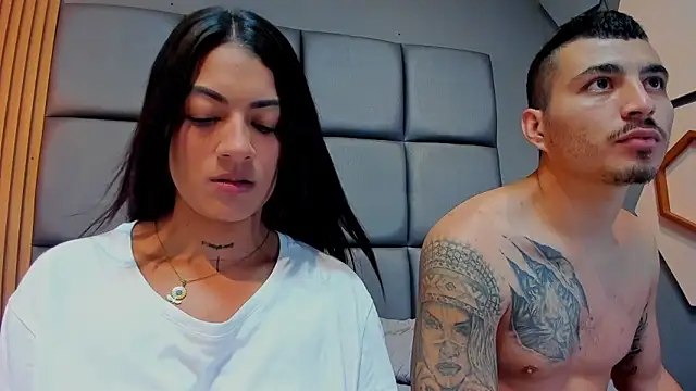 ZOE_GIANLUCA's cam snapshot