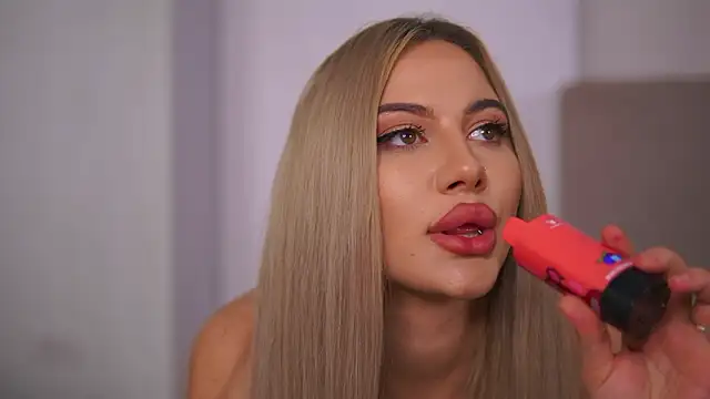 Chloe_GraceeX's cam snapshot