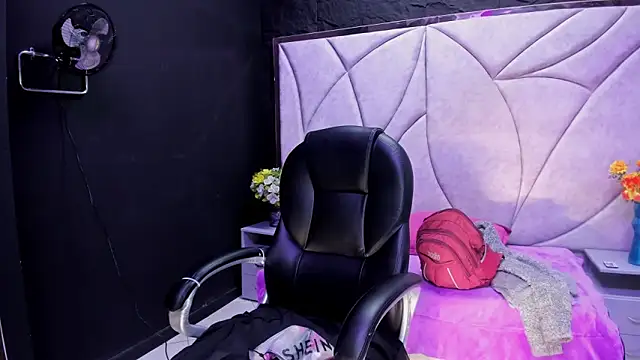 AshleyMontenegro's cam snapshot