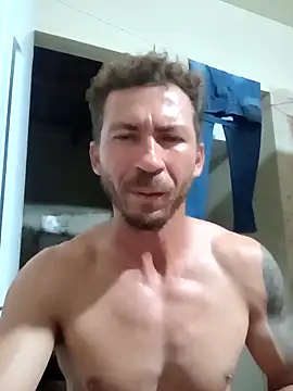 RobertoLuiz84 live sex cam