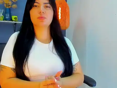 eliza_pink24's cam snapshot