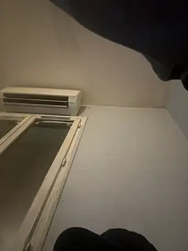 Lucas328706's cam snapshot