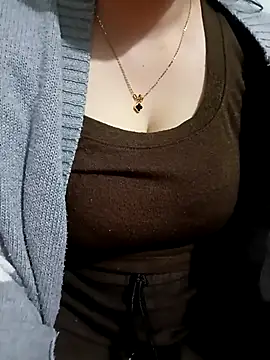 Emily-lonely's cam snapshot