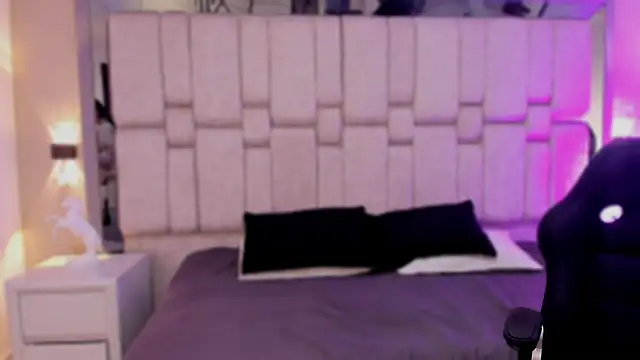 ValeryCooper18's cam snapshot