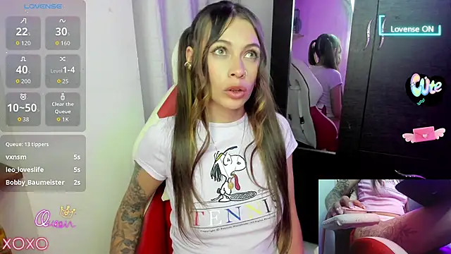 sweetlittlelisa's cam snapshot