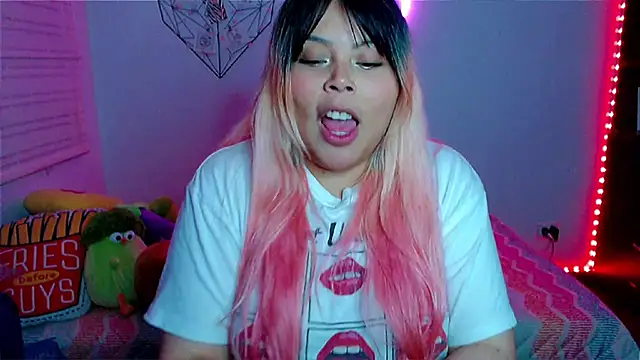 EllieMoonX's cam snapshot