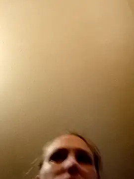 LadySn0w26's cam snapshot