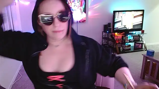 XxMs_StarzxX's cam snapshot