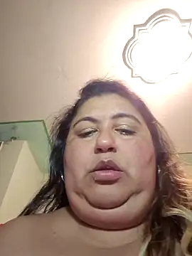 curvy_diva_'s cam snapshot