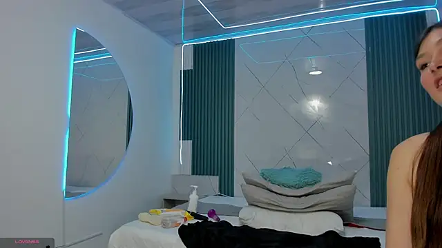 Dani_Gwyneth's cam snapshot