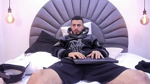 MatthewCullen's cam snapshot