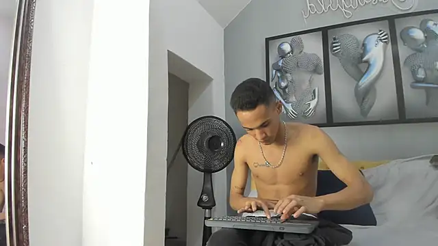 dean_cooper's cam snapshot