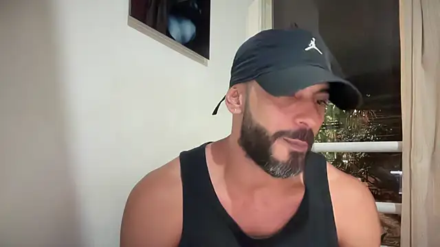 romeolovedark's cam snapshot