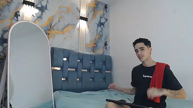 HEART_OF_MILAMBER's cam snapshot