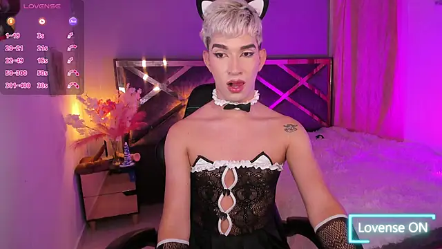 Cherry_zayden_'s cam snapshot