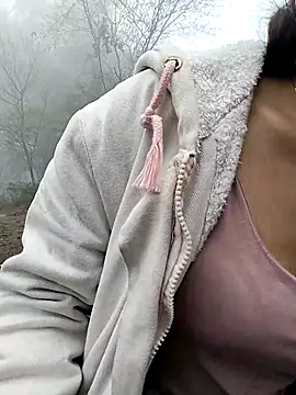 gugu0022's cam snapshot