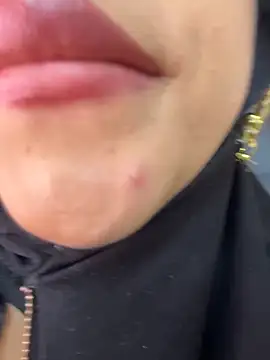 zahra_Jalid's cam snapshot