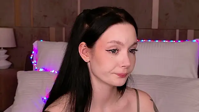 Goldy_Stark's cam snapshot