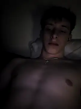 hotboy200006's cam snapshot