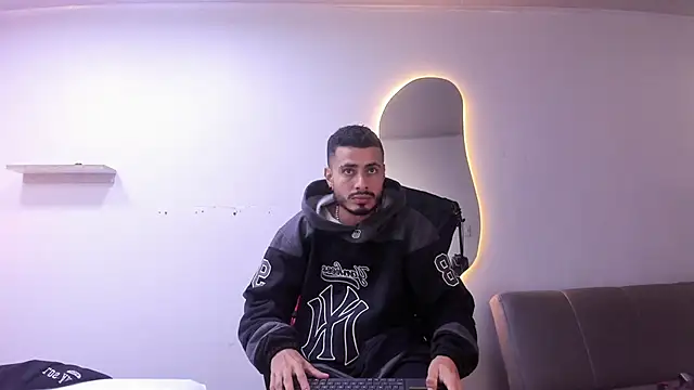 MatthewCullen's cam snapshot