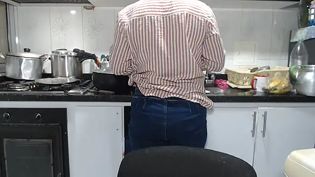 kateleyagrey's cam snapshot