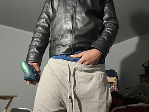 MIGHTYDEMONXXX live sex cam