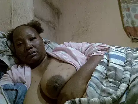 chubbydoll122's cam snapshot