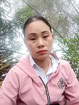 miaxxox-beo's cam snapshot