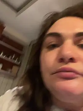 HeyBABYGIRL's cam snapshot