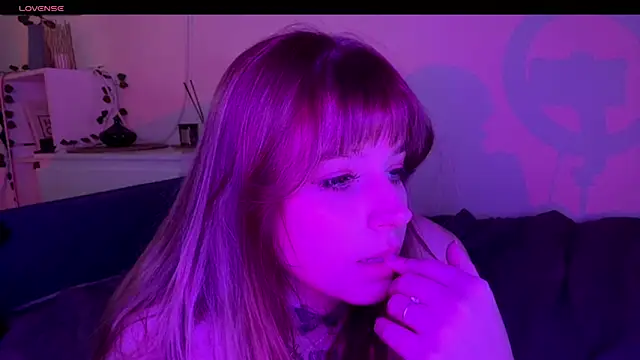 Babymoney_2007 live sex cam