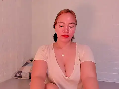 MyHumps25's cam snapshot