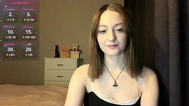 white_liillyy's cam snapshot