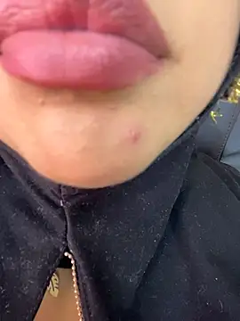 zahra_Jalid's cam snapshot