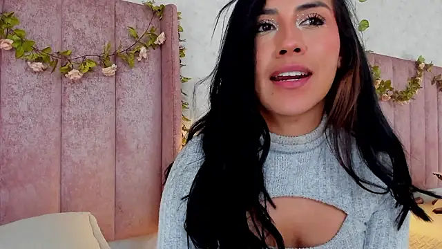 AnyaJay's cam snapshot