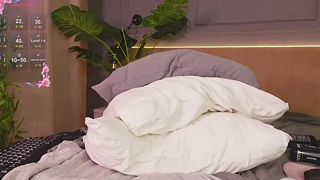 Lil__Fleur's cam snapshot