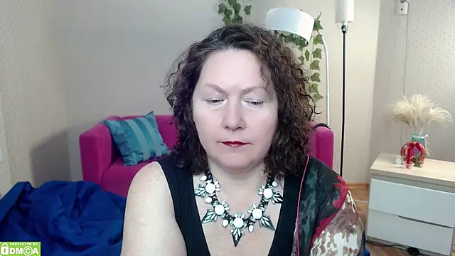 milf_hornys's cam snapshot