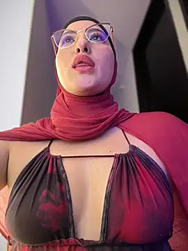 Badra_Abaid's cam snapshot