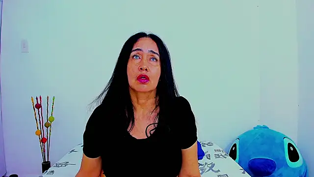 HorniestMilf's cam snapshot